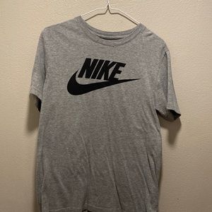 Nike t-shirt